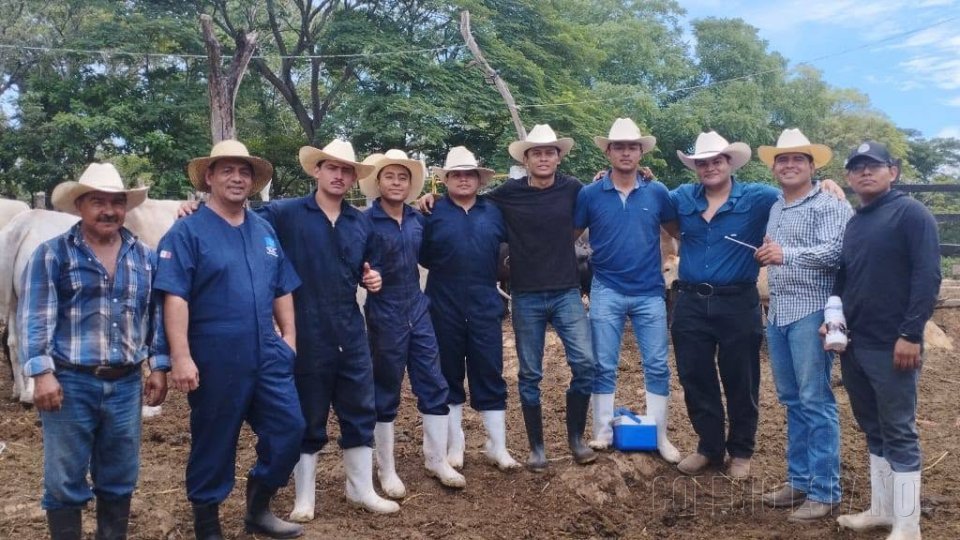 Práctica de Agronomía y Zootecnia Colegio Español del Sureste